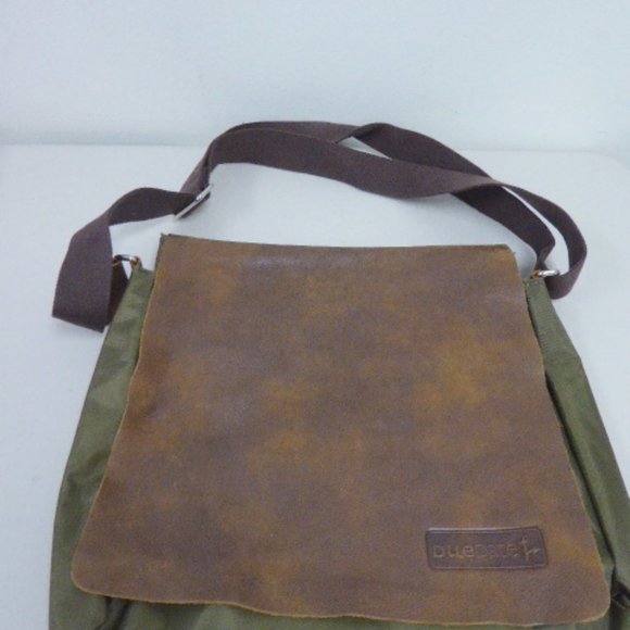 Roots Messenger bag Film Crew swag DUE DATE - Picture 2 of 8